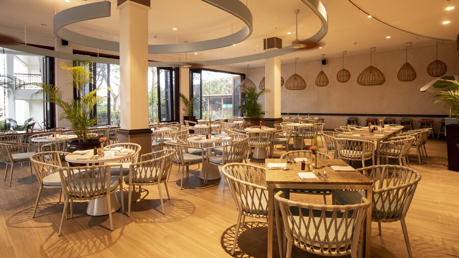 Bazaar Kitchen & Bar / バザール・キッチン＆バー