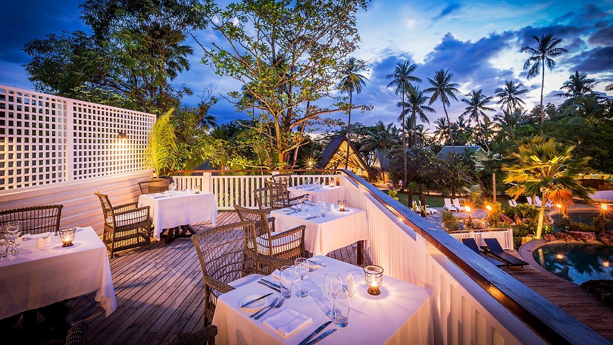 Treetops Restaurant / ツリートップス レストラン